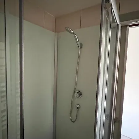 Apartment Studio Proche Gare Avec Parking Prive N°31 *